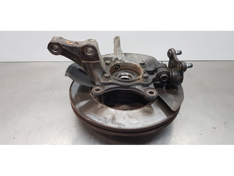 Recambio de mangueta delantera derecha para hyundai tucson ix35 referencia OEM IAM 51716D7000  