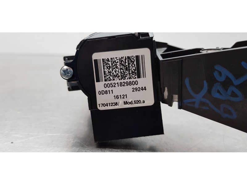 Recambio de antirrobo para jeep renegade limited 4x2 referencia OEM IAM 52182980  