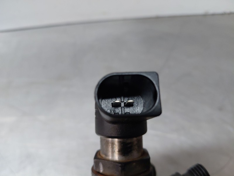 Recambio de inyector para volkswagen golf vi variant (aj5) comfortline referencia OEM IAM   