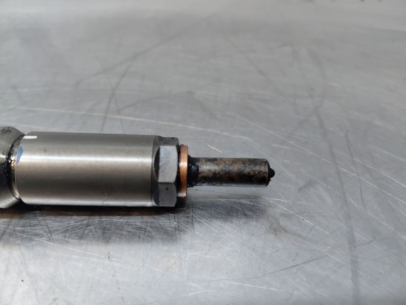 Recambio de inyector para volkswagen golf vi variant (aj5) comfortline referencia OEM IAM   