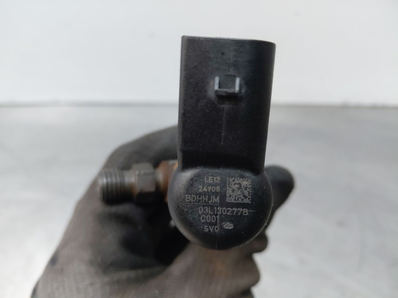 Recambio de inyector para volkswagen golf vi variant (aj5) comfortline referencia OEM IAM   