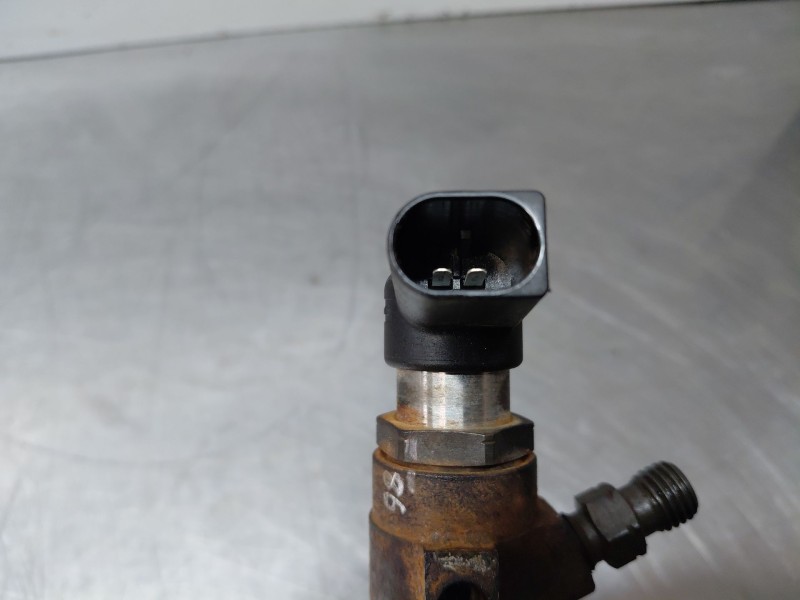 Recambio de inyector para volkswagen golf vi variant (aj5) comfortline referencia OEM IAM   