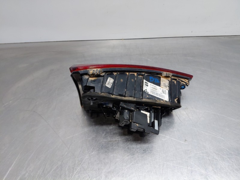 Recambio de piloto trasero derecho interior para seat arona suv referencia OEM IAM   