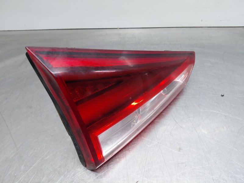 Recambio de piloto trasero izquierdo interior para seat arona suv referencia OEM IAM   