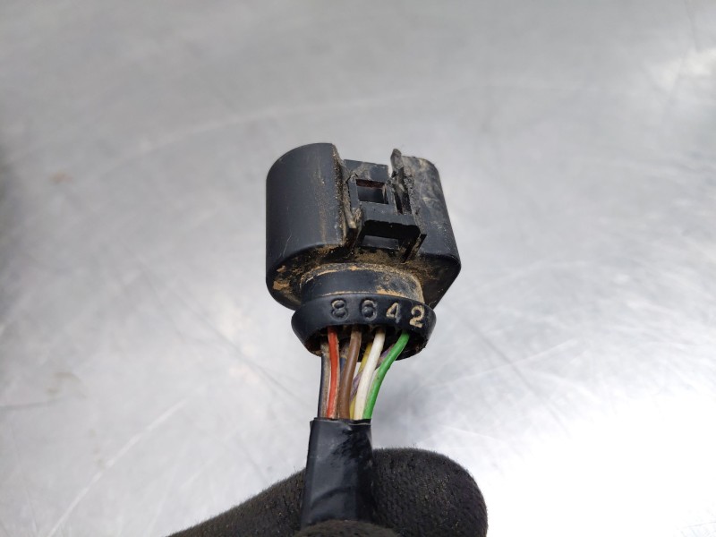 Recambio de retrovisor derecho para seat arona suv referencia OEM IAM   