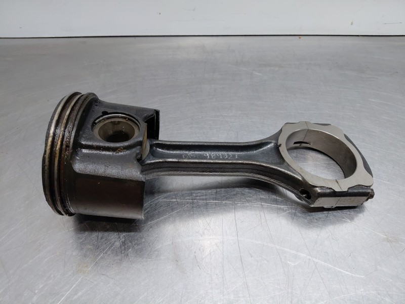 Recambio de biela para mercedes-benz sprinter iii furgón fwd kl3a4 referencia OEM IAM A6540307000  