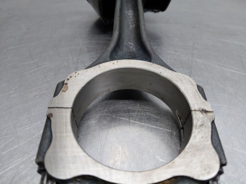 Recambio de biela para mercedes-benz sprinter iii furgón fwd kl3a4 referencia OEM IAM A6540307000  