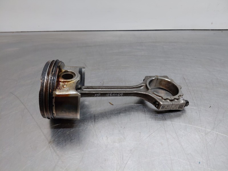 Recambio de biela para kia ceed drive referencia OEM IAM   