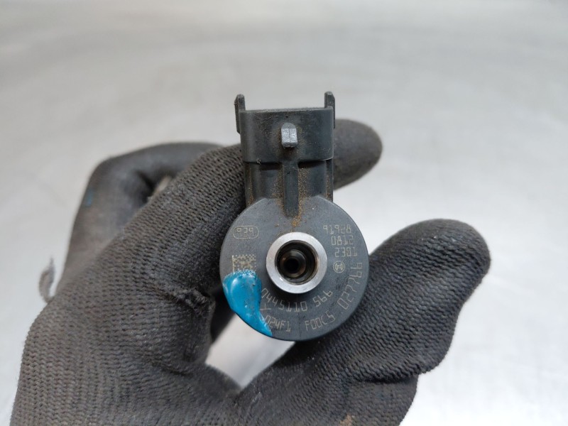 Recambio de inyector para peugeot expert furgón caja cerrada referencia OEM IAM   