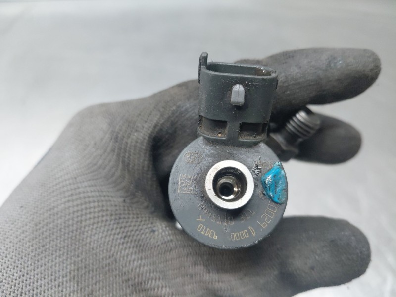 Recambio de inyector para peugeot 207 premium referencia OEM IAM   