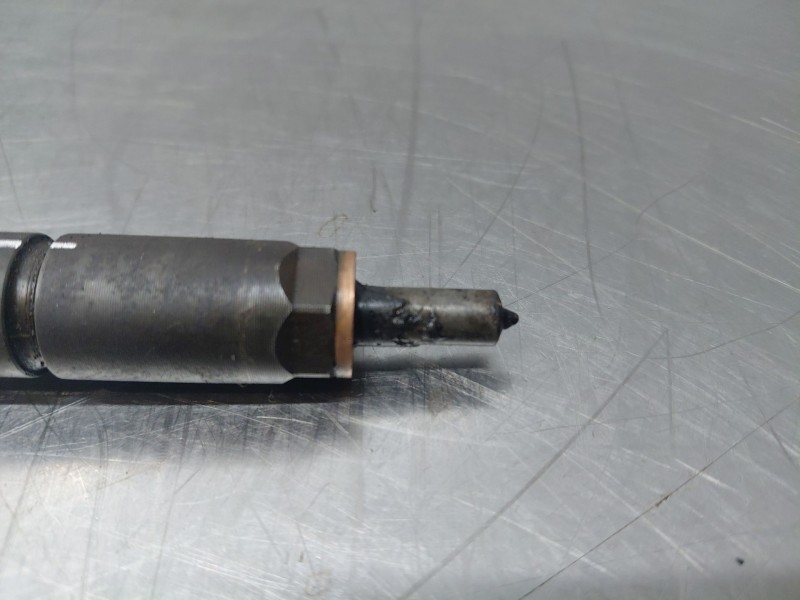 Recambio de inyector para peugeot 207 premium referencia OEM IAM   