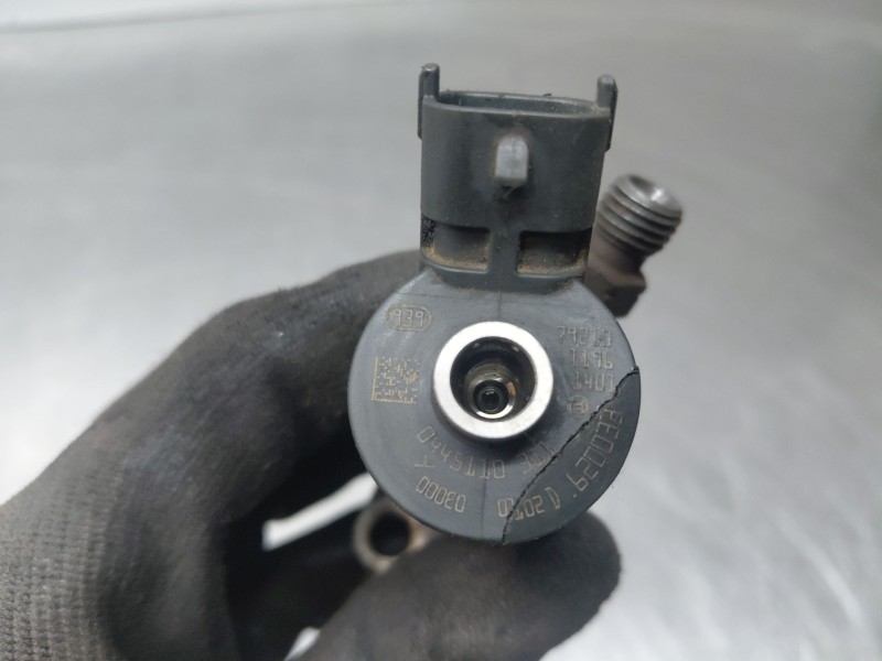 Recambio de inyector para peugeot 207 premium referencia OEM IAM   