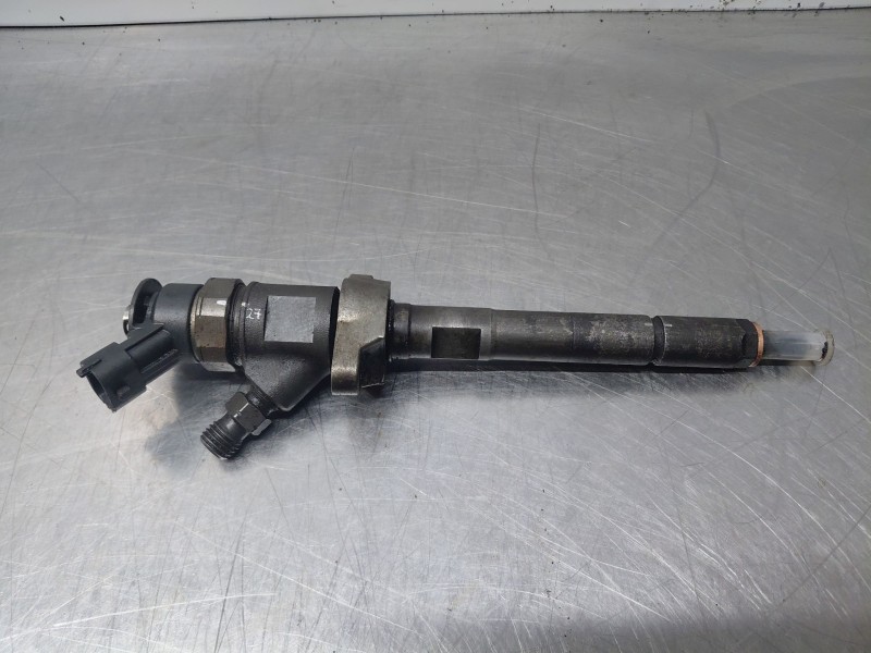 Recambio de inyector para peugeot 207 premium referencia OEM IAM   