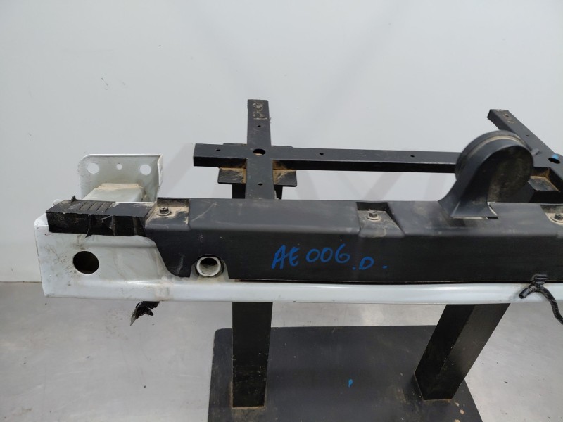 Recambio de refuerzo paragolpes delantero para mg zs confort referencia OEM IAM   