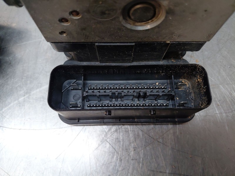 Recambio de abs para volkswagen golf vi variant (aj5) comfortline referencia OEM IAM   