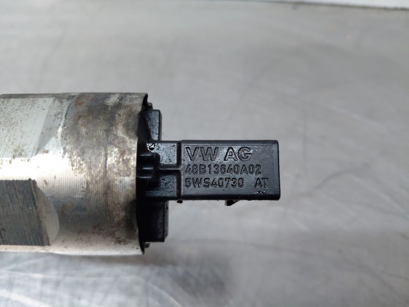 Recambio de rampa inyectora para volkswagen golf vi variant (aj5) comfortline referencia OEM IAM   