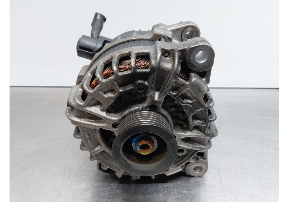 Recambio de alternador para land rover range rover evoque (l551) 2.0 d150 referencia OEM IAM   