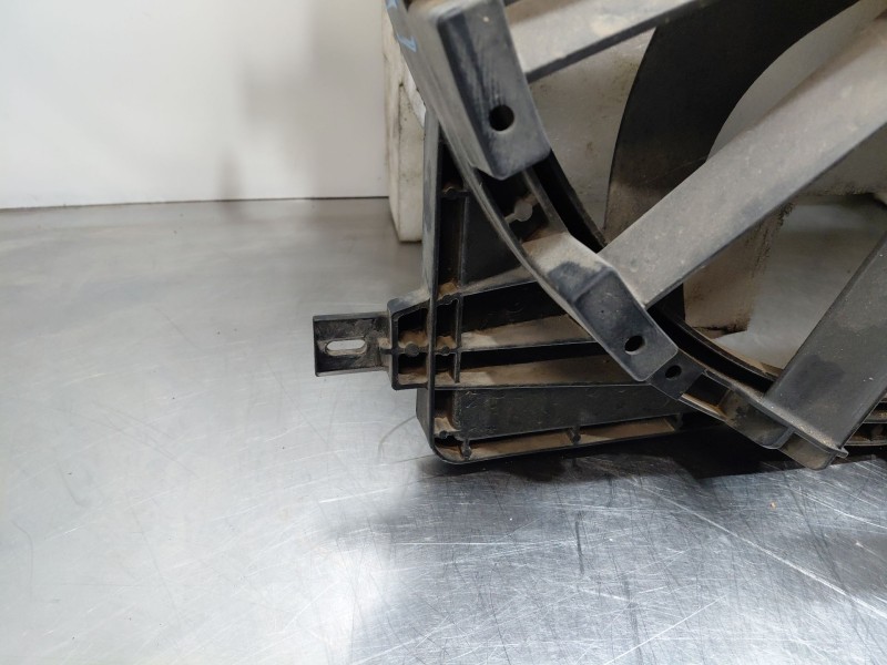 Recambio de electroventilador para land rover range rover evoque (l551) 2.0 d150 referencia OEM IAM   