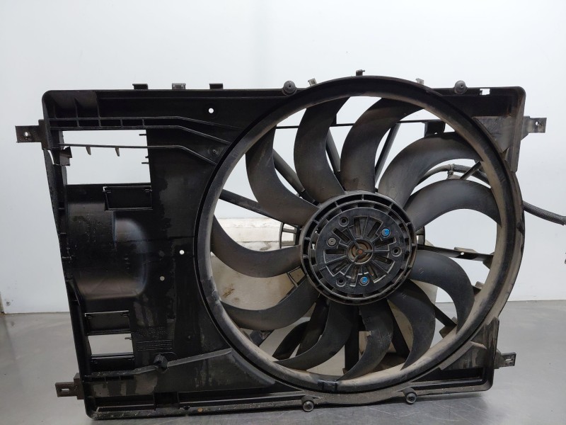 Recambio de electroventilador para land rover range rover evoque (l551) 2.0 d150 referencia OEM IAM   