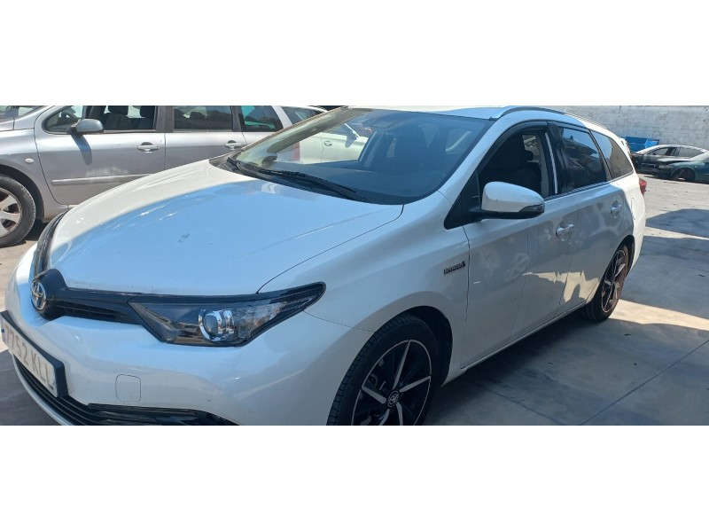 toyota auris touring sports (e18) del año 2018 toyota auris touring sports (e18) del año 2018