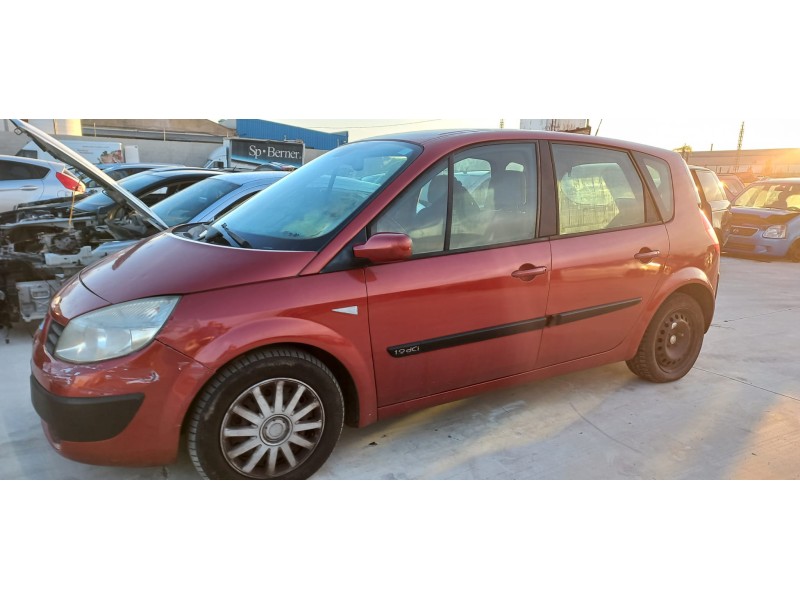 renault scenic ii del año 2004
