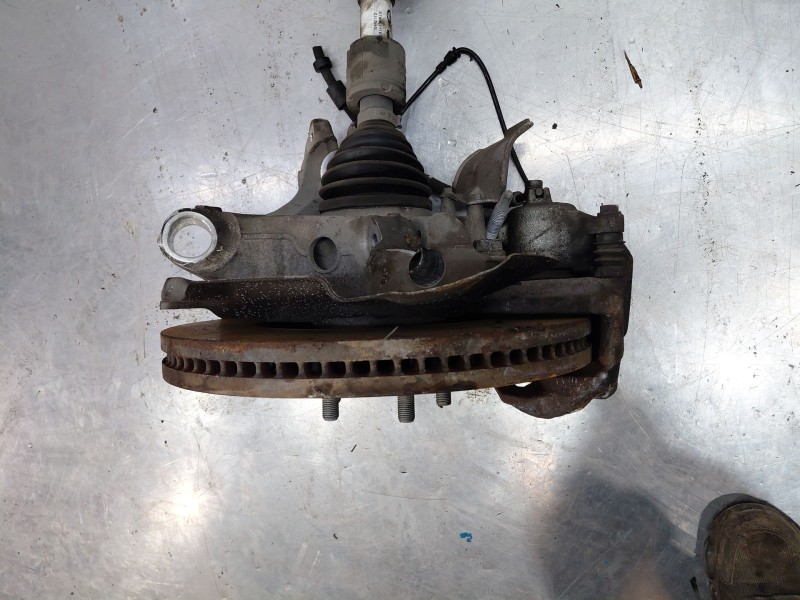 Recambio de mangueta delantera izquierda para land rover range rover evoque (l551) 2.0 d150 referencia OEM IAM   