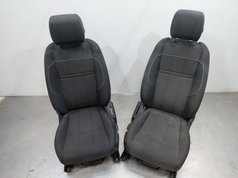 Recambio de juego asientos completo para land rover range rover evoque (l551) 2.0 d150 referencia OEM IAM   