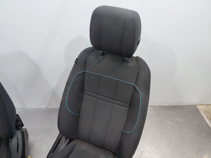Recambio de juego asientos completo para land rover range rover evoque (l551) 2.0 d150 referencia OEM IAM   