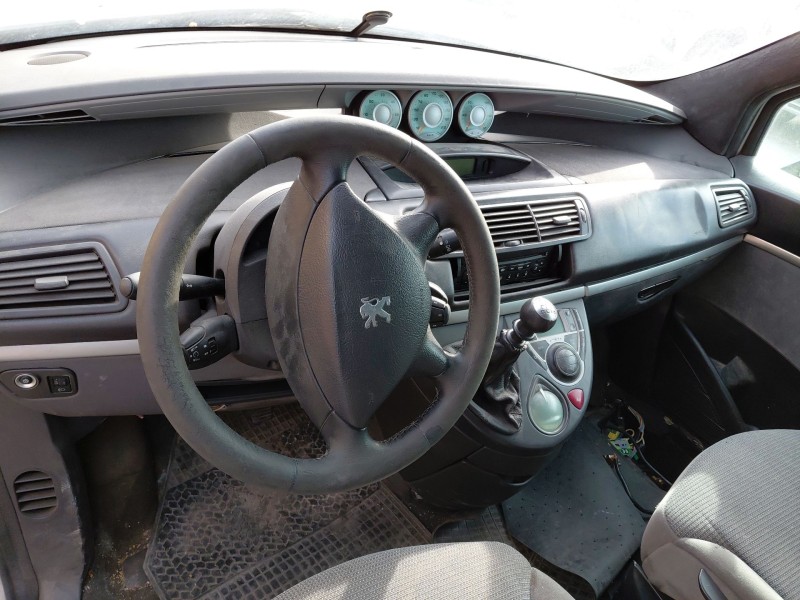 peugeot 807 (eb_) del año 2018