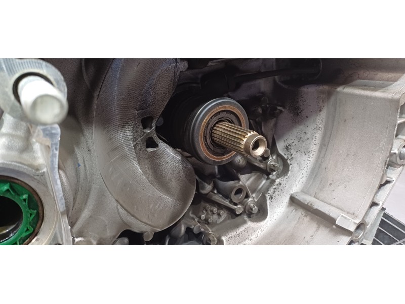 Recambio de caja cambios para jeep renegade limited 4x2 referencia OEM IAM 46345498  