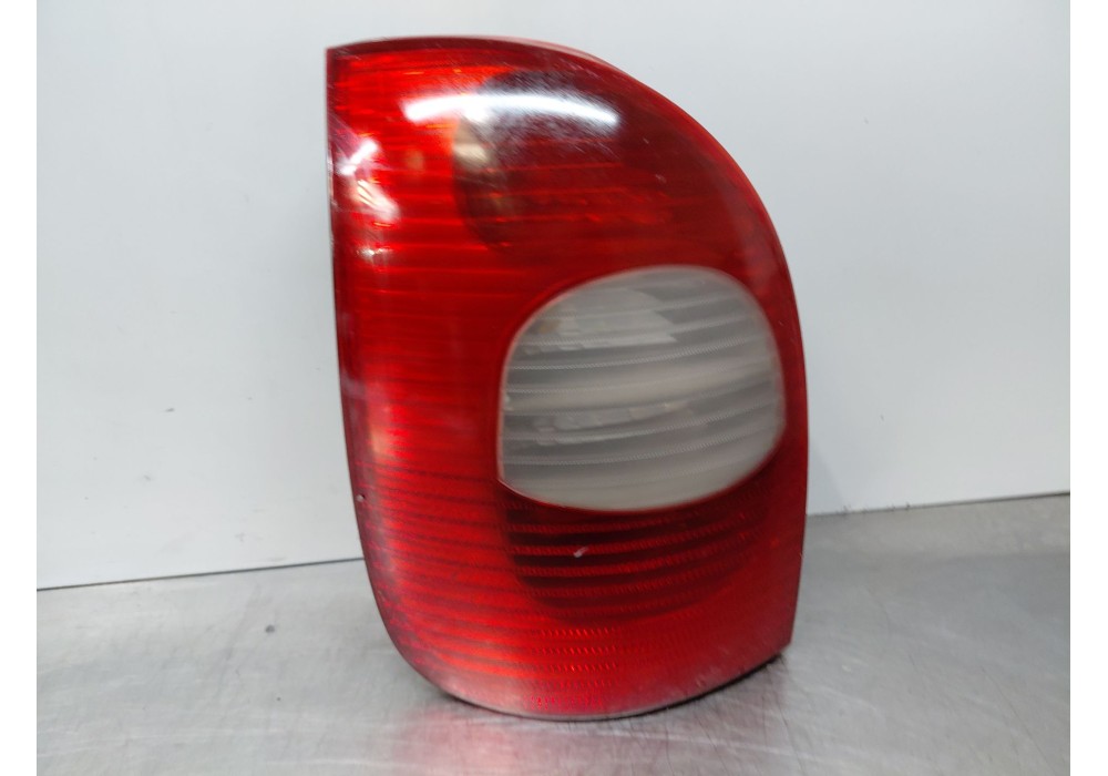 Recambio de piloto trasero izquierdo para citroën xsara picasso (n68) 2.0 hdi referencia OEM IAM   