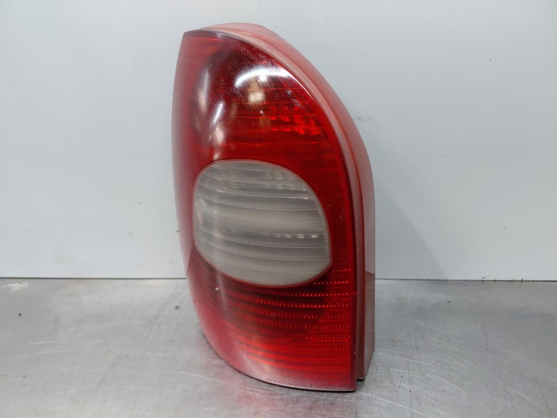 Recambio de piloto trasero izquierdo para citroën xsara picasso (n68) 2.0 hdi referencia OEM IAM   