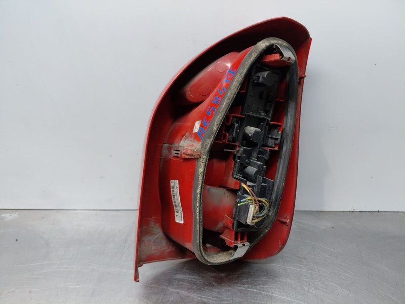 Recambio de piloto trasero izquierdo para citroën xsara picasso (n68) 2.0 hdi referencia OEM IAM   