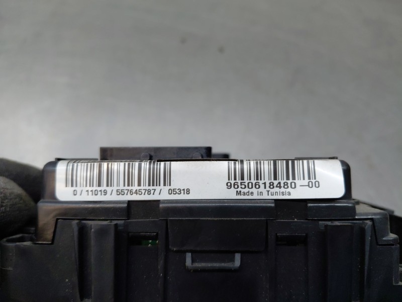 Recambio de caja reles / fusibles para citroën xsara picasso (n68) 2.0 hdi referencia OEM IAM   