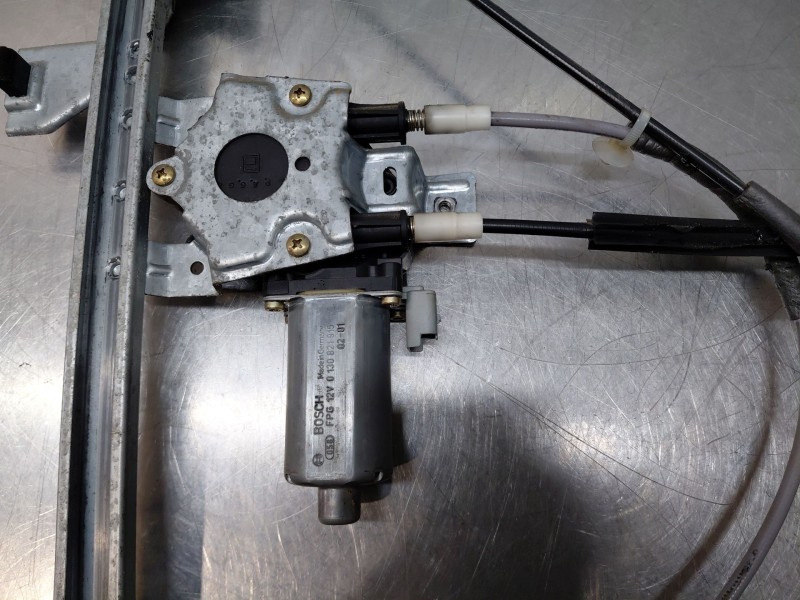 Recambio de elevalunas delantero izquierdo para peugeot partner monospace (5_, g_) 2.0 hdi referencia OEM IAM   