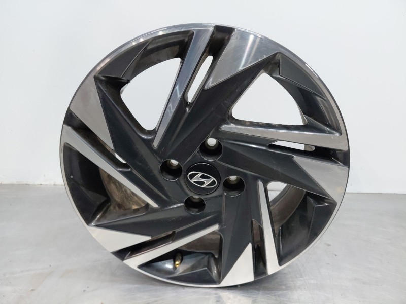 Recambio de llanta para hyundai bayon hybrid referencia OEM IAM   