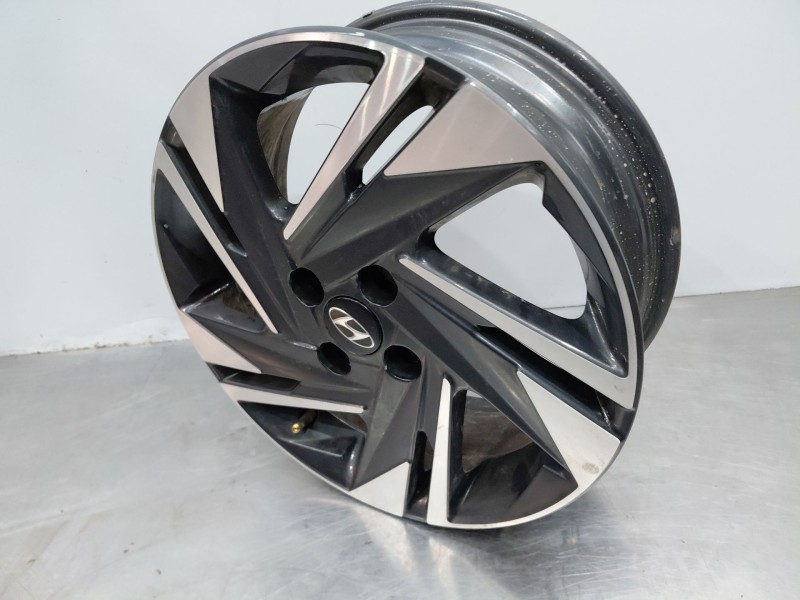 Recambio de llanta para hyundai bayon hybrid referencia OEM IAM   