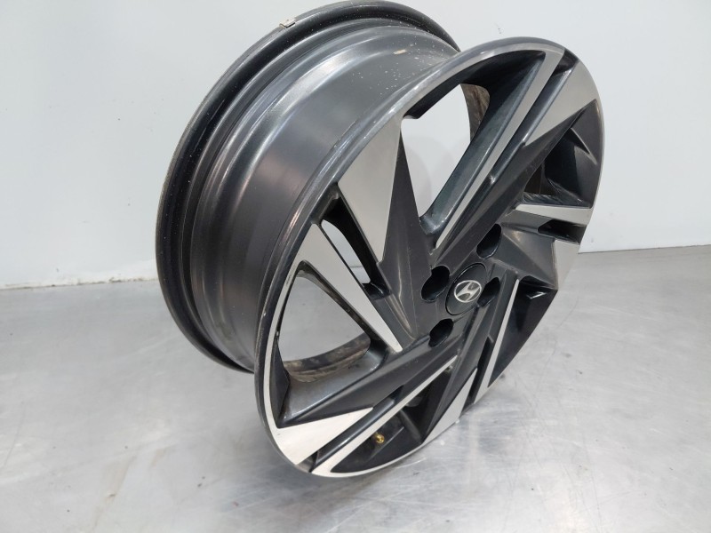 Recambio de llanta para hyundai bayon hybrid referencia OEM IAM   