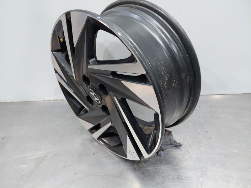 Recambio de llanta para hyundai bayon hybrid referencia OEM IAM   