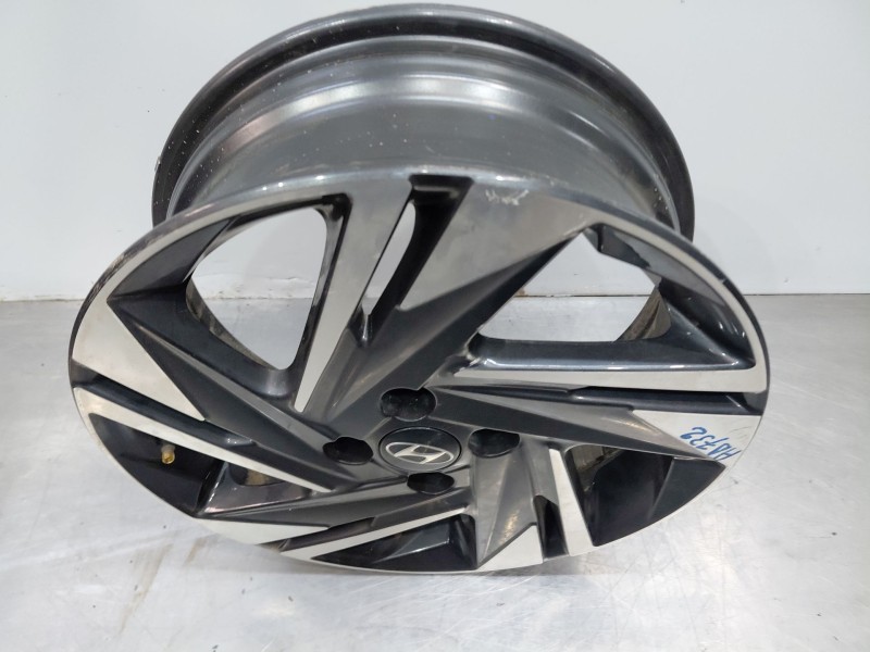 Recambio de llanta para hyundai bayon hybrid referencia OEM IAM   