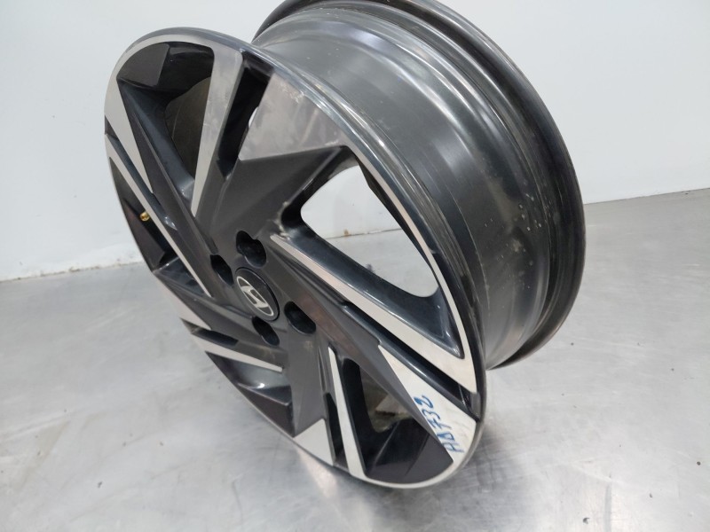 Recambio de llanta para hyundai bayon hybrid referencia OEM IAM   