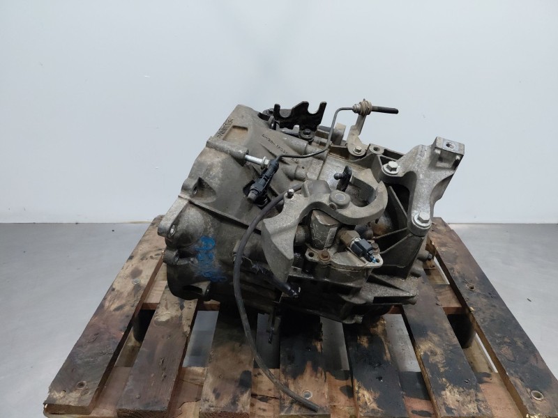 Recambio de caja cambios para ford kuga (cbv) trend referencia OEM IAM AV4R  