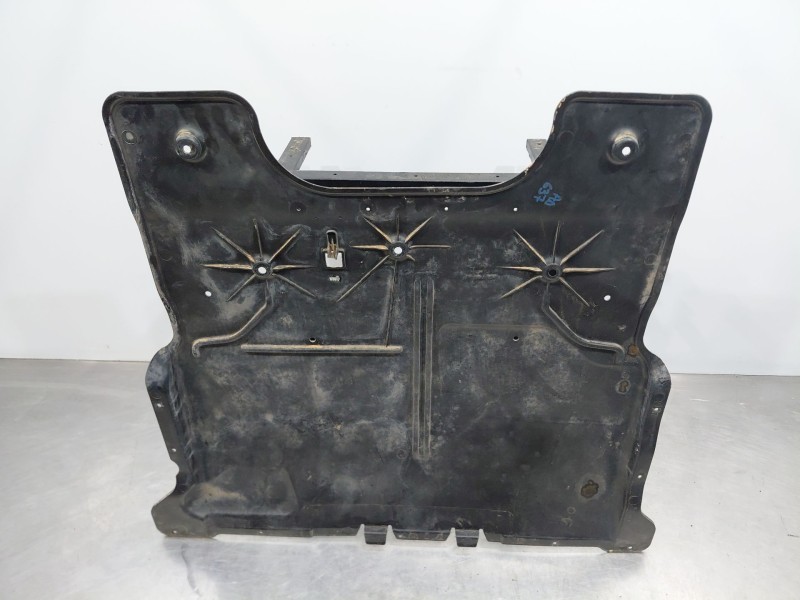 Recambio de cubrecarter para seat arona suv referencia OEM IAM   