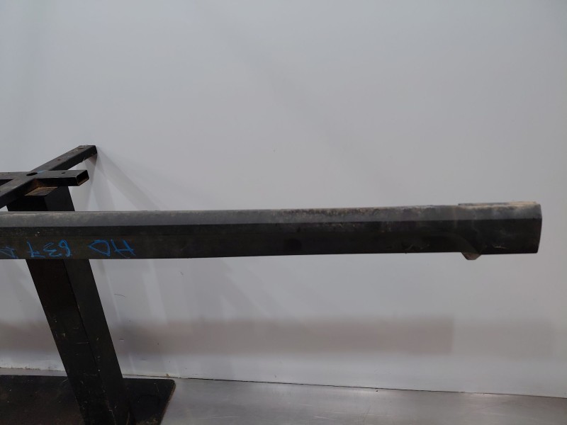 Recambio de faldon lateral para seat arona suv referencia OEM IAM   