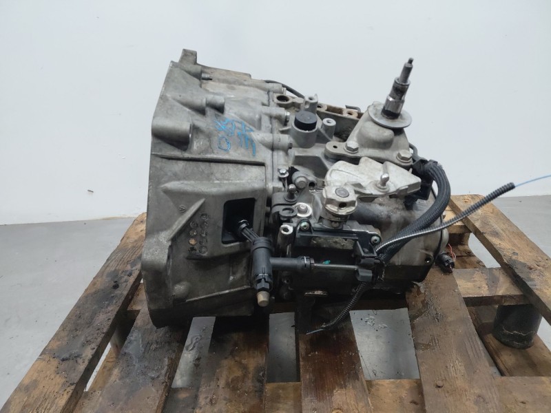 Recambio de caja cambios para peugeot 5008 (0u_, 0e_) 1.6 hdi referencia OEM IAM   
