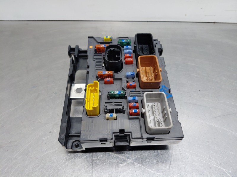 Recambio de caja reles / fusibles para citroën c3 i (fc_, fn_) 1.4 hdi referencia OEM IAM 9664055480  