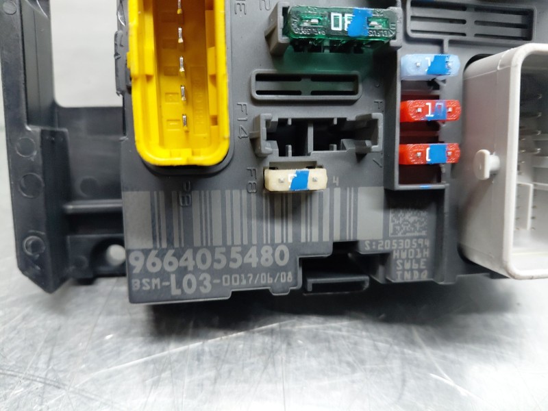 Recambio de caja reles / fusibles para citroën c3 i (fc_, fn_) 1.4 hdi referencia OEM IAM 9664055480  