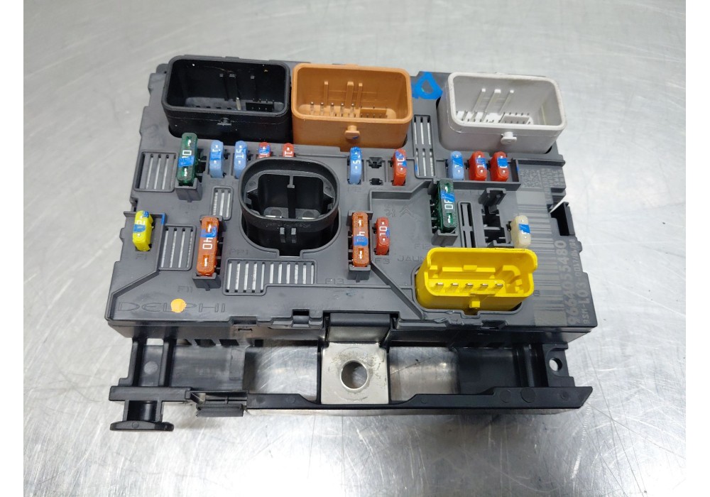 Recambio de caja reles / fusibles para citroën c3 i (fc_, fn_) 1.4 hdi referencia OEM IAM 9664055480  