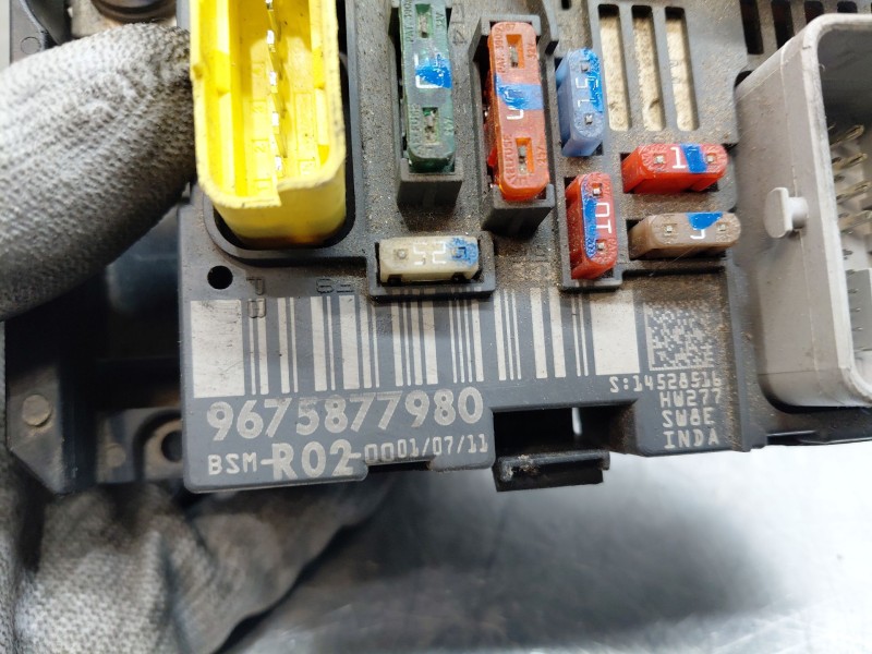 Recambio de caja reles / fusibles para peugeot 5008 (0u_, 0e_) 1.6 hdi referencia OEM IAM   