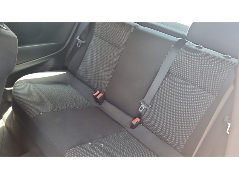 opel astra gtc del año 2008